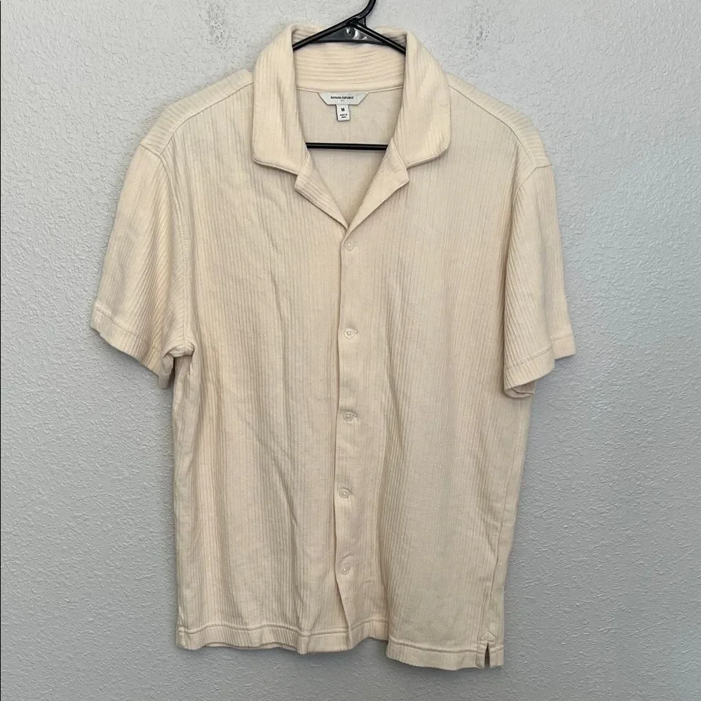 Banana Republic Factory Textured Casual Button Down Cream Size Medium